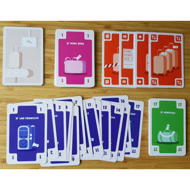Family game Captain Bluff by Helvetiq featuring colorful cards and playful design for fun group play.