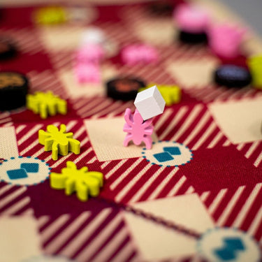 Gingham - Thirsty Meeples