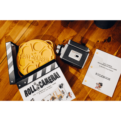Roll Camera!: The Filmmaking Board Game (DAMAGED)