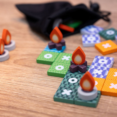 Tic Tac Trek - Thirsty Meeples