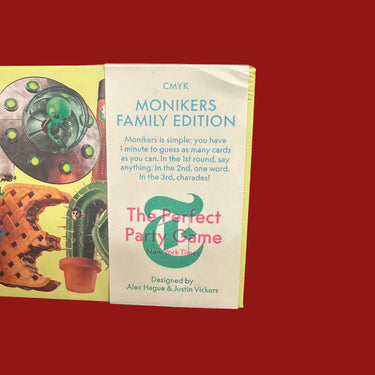 Monikers: Family Edition (DAMAGED) - the top right corner at the back of the box dented with the top edge crushed